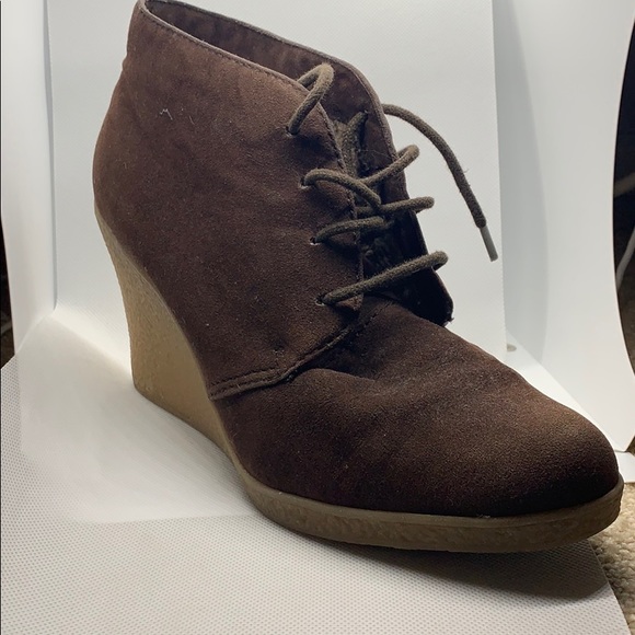 Wedge booties - Picture 1 of 3